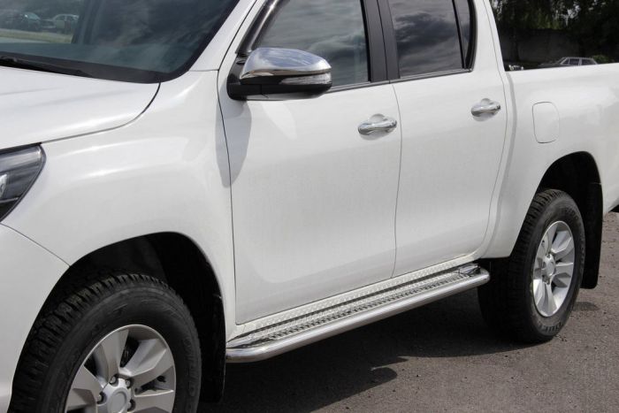 Боковые пороги KB001 (нерж) 51 мм для Toyota Hilux 2015-2024 гг