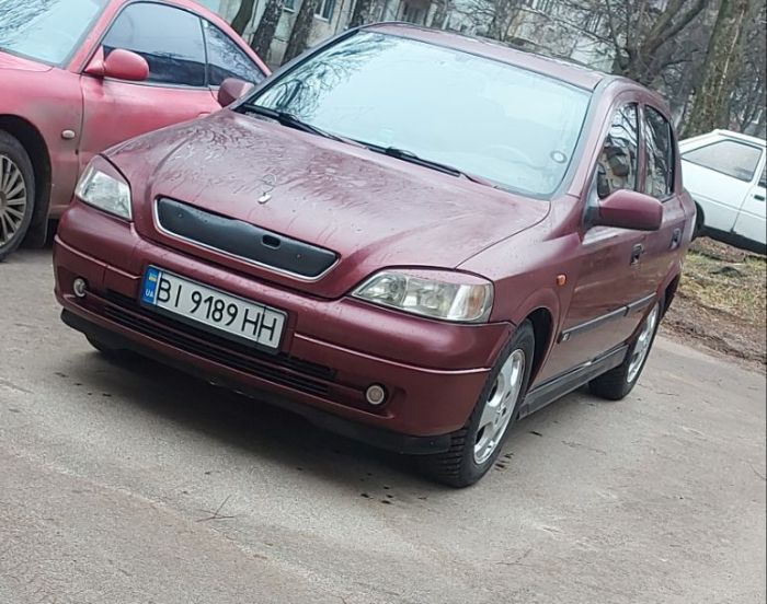 Зимняя решетка Глянцевая для Opel Astra G classic 1998-2012 гг