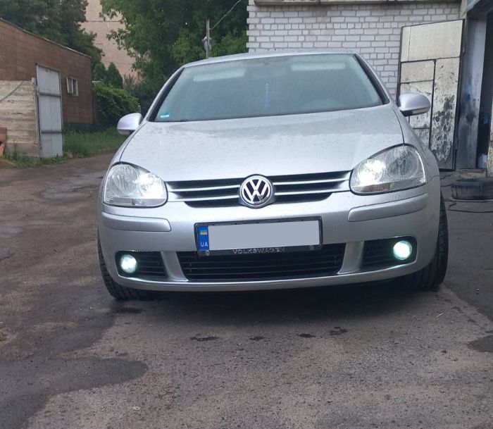 Противотуманки с вставками для Volkswagen Golf 5