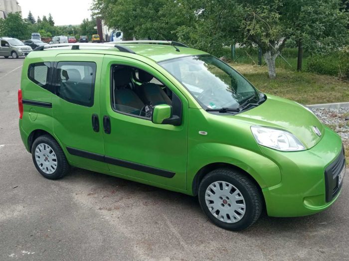 Рейлинги ХРОМ Пластиковые ножки для Peugeot Bipper 2008-2024 гг