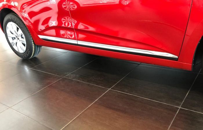 Накладки на дверной молдинг (нерж) Carmos - Турецкая сталь для Renault Clio V 2019-2024гг