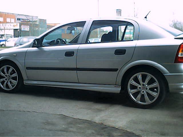 Боковые пороги HB (под покраску) для Opel Astra G classic 1998-2012 гг