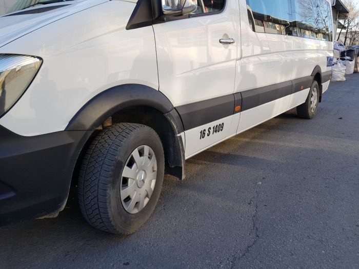 Накладки на арки широкие (4 шт, черные) для Volkswagen Crafter 2006-2017 гг