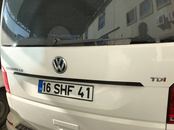 Планка над номером (карбон) для Volkswagen T6 2015-2024,