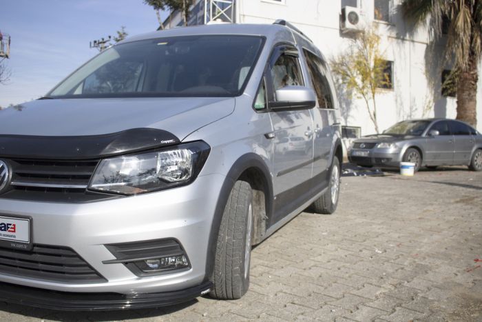 Комплект молдингов и расширителей арок 2 двери, короткая база для Volkswagen Caddy 2015-2020 гг