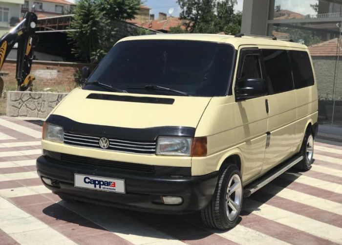 Дефлектор капота (прямые фары) (EuroCap V1) для Volkswagen T4 Transporter