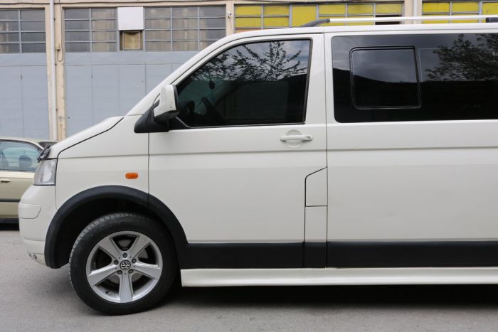 Комплект молдингов и арок (11 деталей) 2 двери, Короткая база для Volkswagen T5 Caravelle 2004-2010 гг