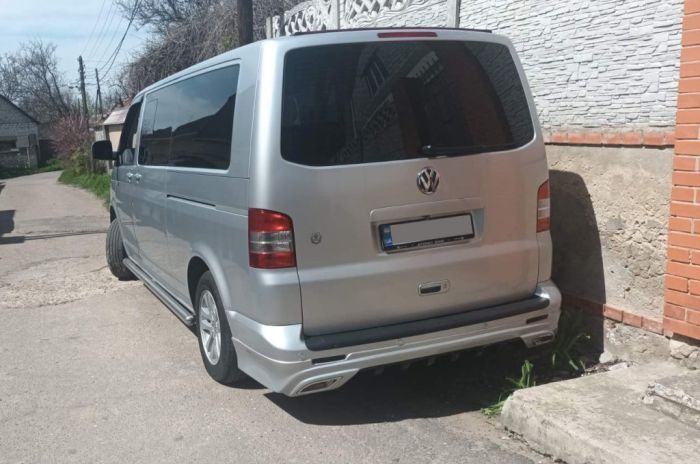 Задняя нижняя юбка Sport 2 (под покраску) для Volkswagen T5 Caravelle 2004-2010 гг