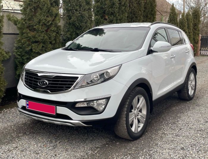 Передняя накладка B06 (пластик) для Kia Sportage 2010-2015 гг