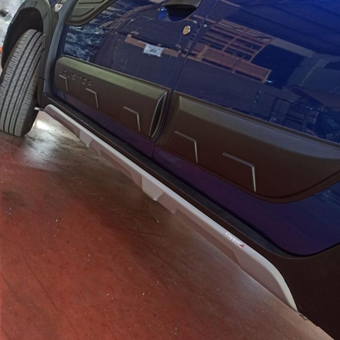 Накладки на боковые пороги EuroCap (2 шт, серые) для Dacia Duster 2018-2024 гг