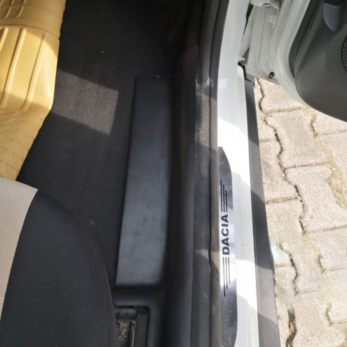 Накладки на внутренние пороги EuroCap (5 шт, ABS) для Dacia Duster 2008-2018 гг