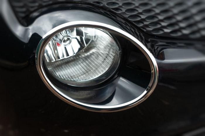 Накладки на передние фонари (2 шт, нерж) 2010-2014, Carmos - Турецкая сталь для Nissan Juke