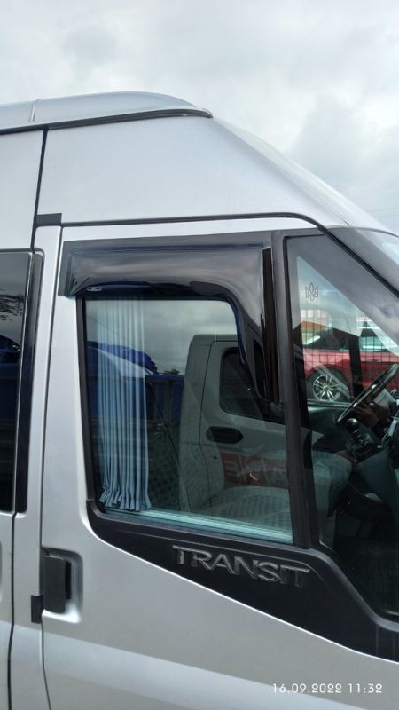 Ветровики (2 шт, HIC) для Ford Transit 2000-2014 гг