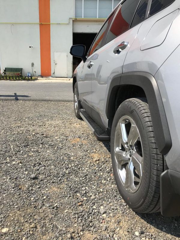 Боковые пороги RedLine V1 (2 шт., алюминий) для Toyota Rav 4 2019-2024