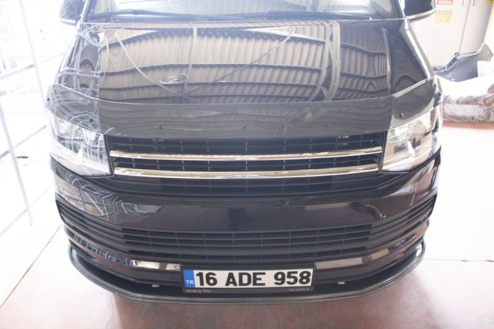 Дефлектор капота под карбон (EuroCap) для Volkswagen T6 2015-2024,