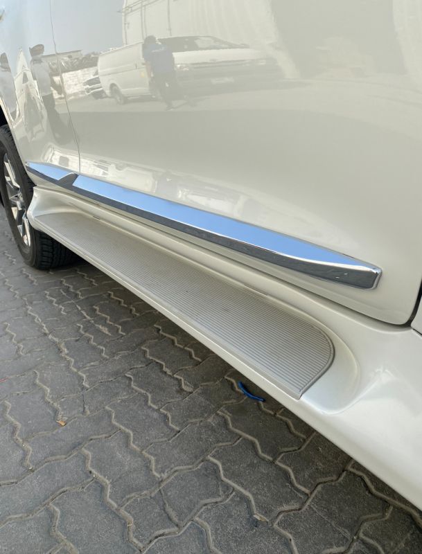 Боковые пороги GX-style (2 шт., алюминий) Белый цвет для Toyota Land Cruiser Prado 150