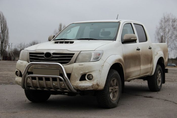 Кенгурятник WT002 (нерж.) для Toyota Hilux 2006-2015 гг