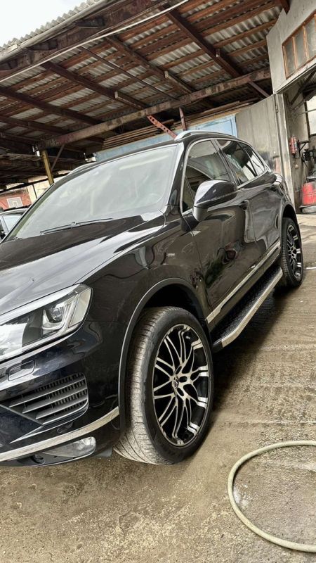 Боковые пороги BlackLine (2 шт, алюминий) для Volkswagen Touareg 2010-2018 гг