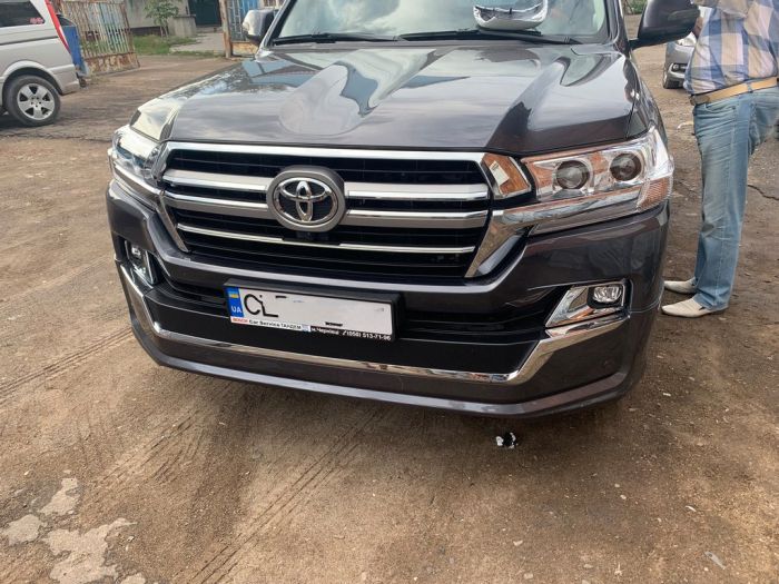 Комплект рестайлинга с LC200 2008-2015 на 2019 Executive для Toyota Land Cruiser 200