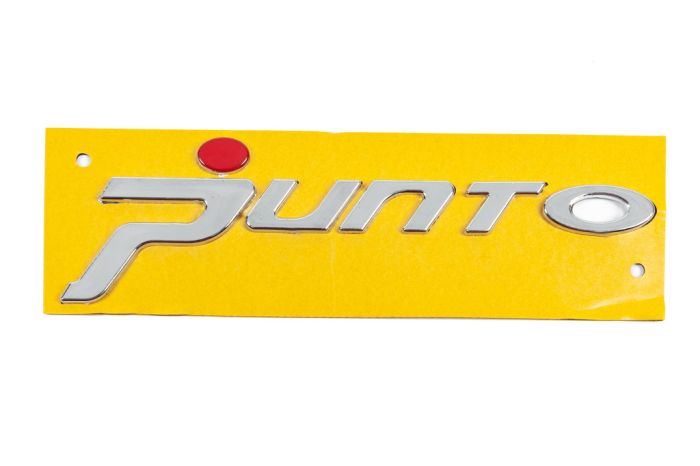 Надпись Punto для Grande (красная точка, 1518b) для Fiat Punto Grande/EVO 2006-2018 гг